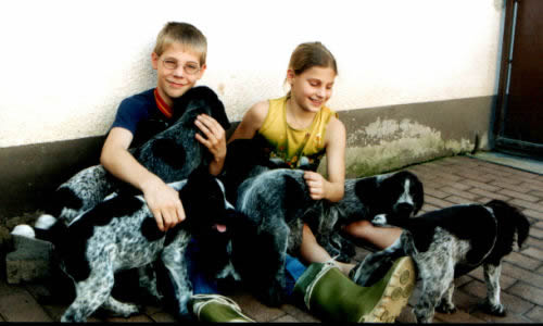 Philipp und Tara mit X-Wurf